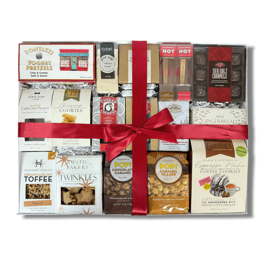 deluxe sweet charcuterie gift box is a giant gift box loaded with popcorn, cookies, toffee, chocolates, candied nuts, yogurt pretzels and more.  Great for a family or for people to share.